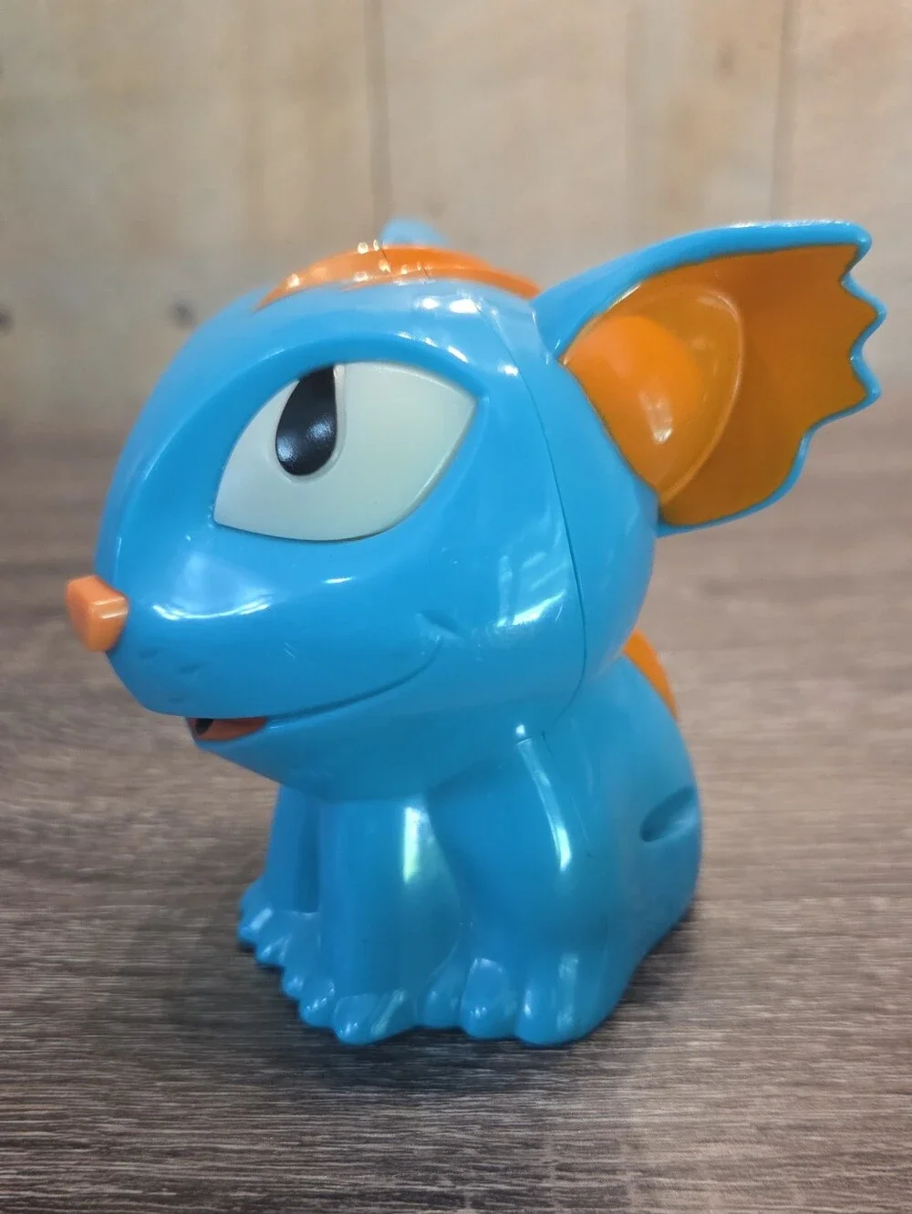 Hasbro Magic Jinn Talking Interactive Animal Guessing Game 2013 with Batteries